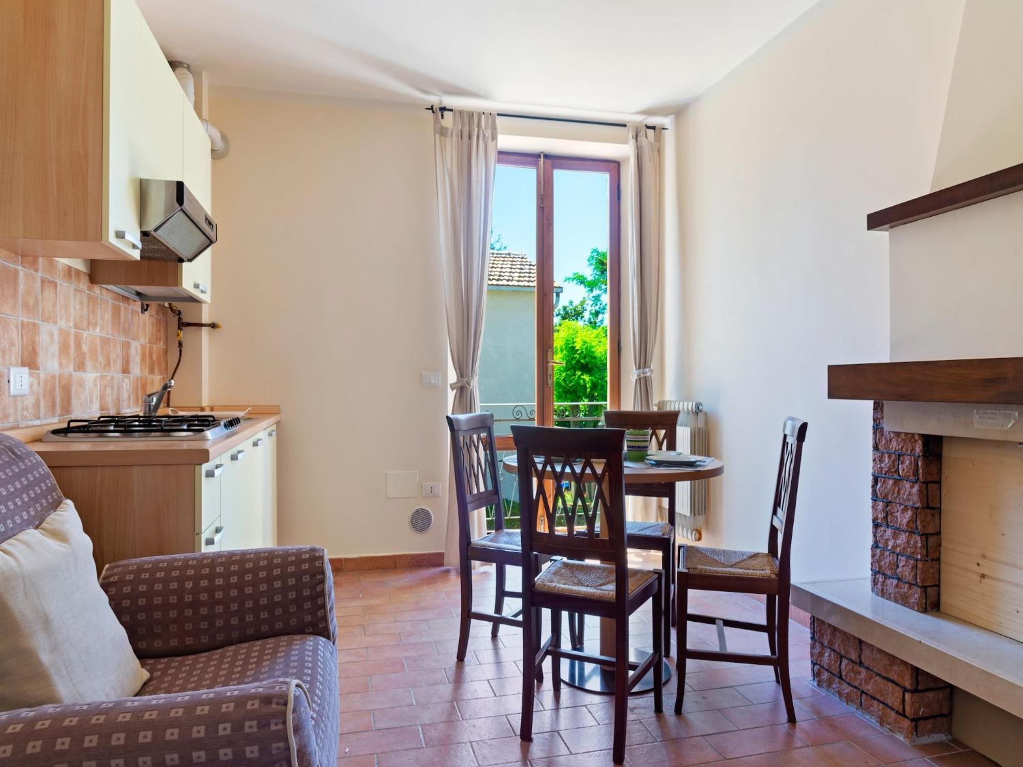 Nice Flat In Arcevia With Swimming Pool Ngoại thất bức ảnh
